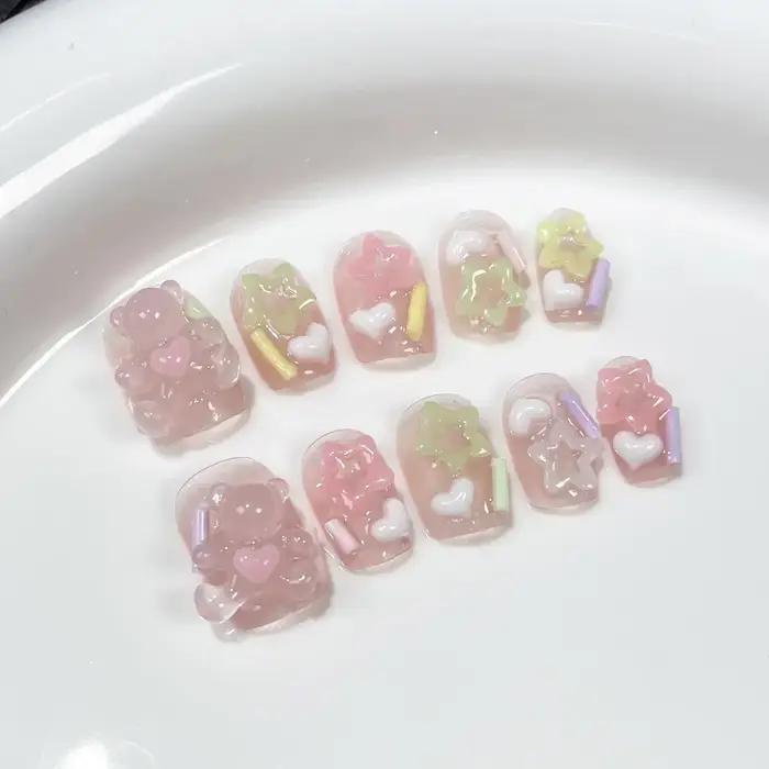 10 pièces rose à la main presse sur les ongles couverture complète ours coeur conception courte rond