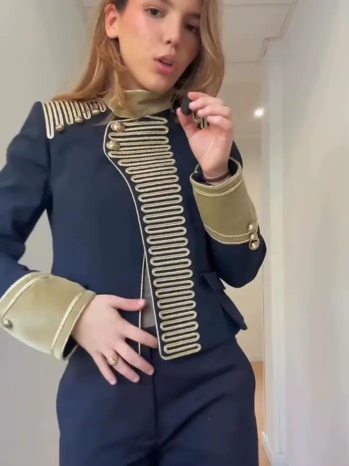 HH 2026 Nouvelle Veste Courte Femme Tendance à Col Montant et Boutonnage Simple, Manches Longues, Co