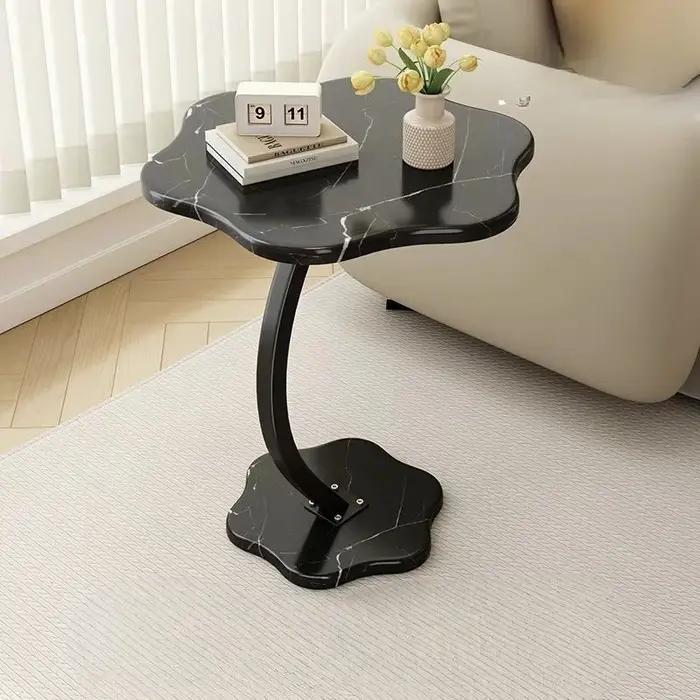 Table de chevet au design épuré, Table nuage pour balcon, Petite table à manger simple, Petit meuble