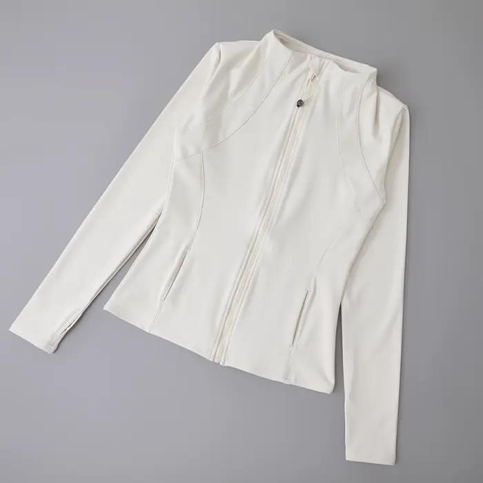 Veste de yoga pour femmes spandex avec fermeture éclair manches longues trou pour pouce design épuré et fonctionnel pour yoga méditation et activités sportives légères