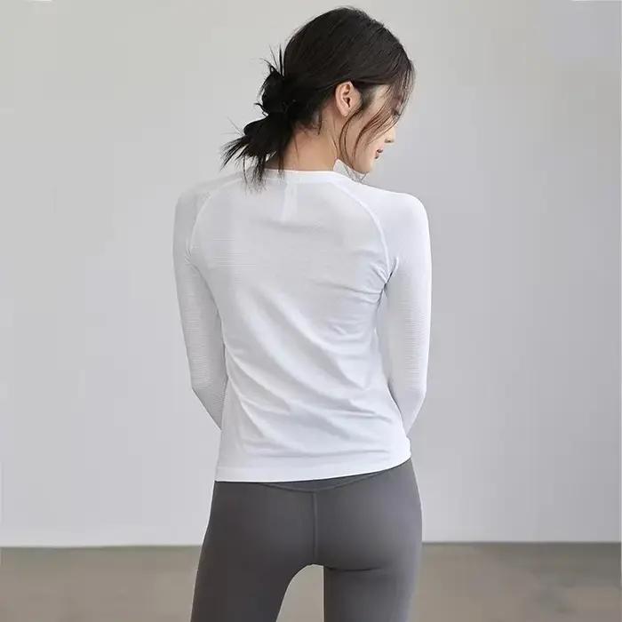 Haut de yoga ultra-léger sans coutures avec trous pour les pouces - Séchage rapide, évacuation de l'
