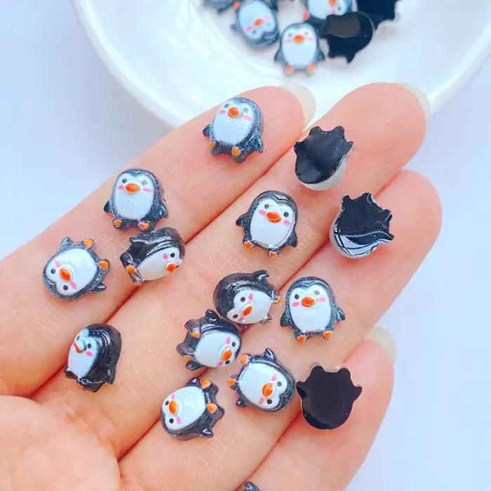 50pcs nouveau mignon 9mm résine Mini pingouin série dos plat pierre Figurines bricolage mariage Scra