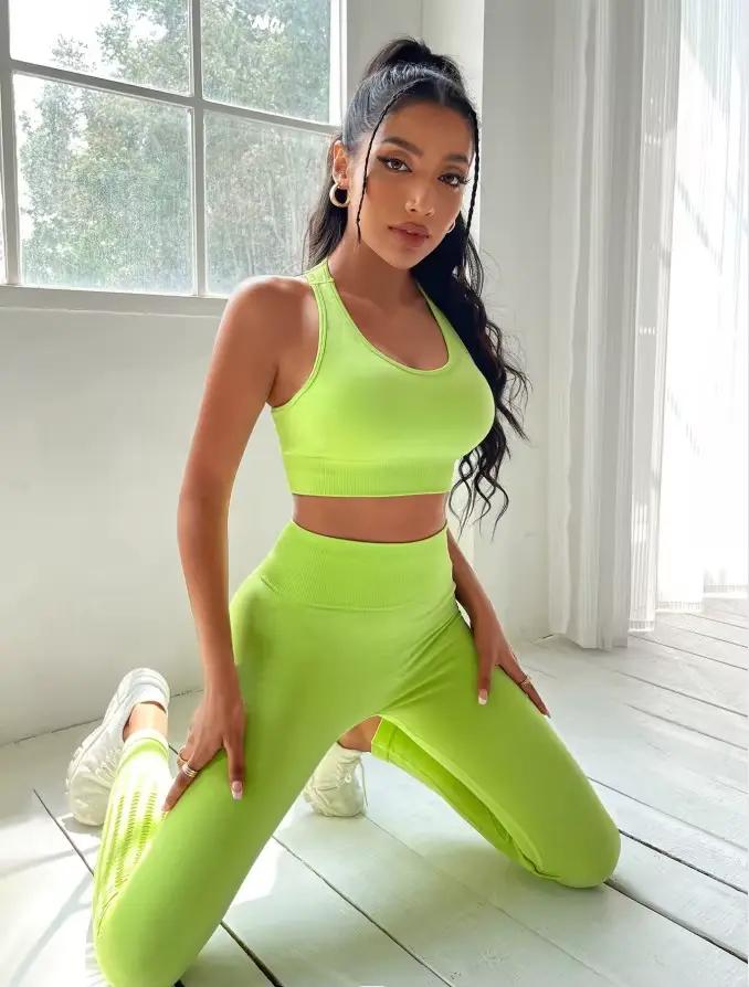 Ensemble de sport sans couture pour femmes - Tenue de yoga et fitness pour l'entraînement quotidien