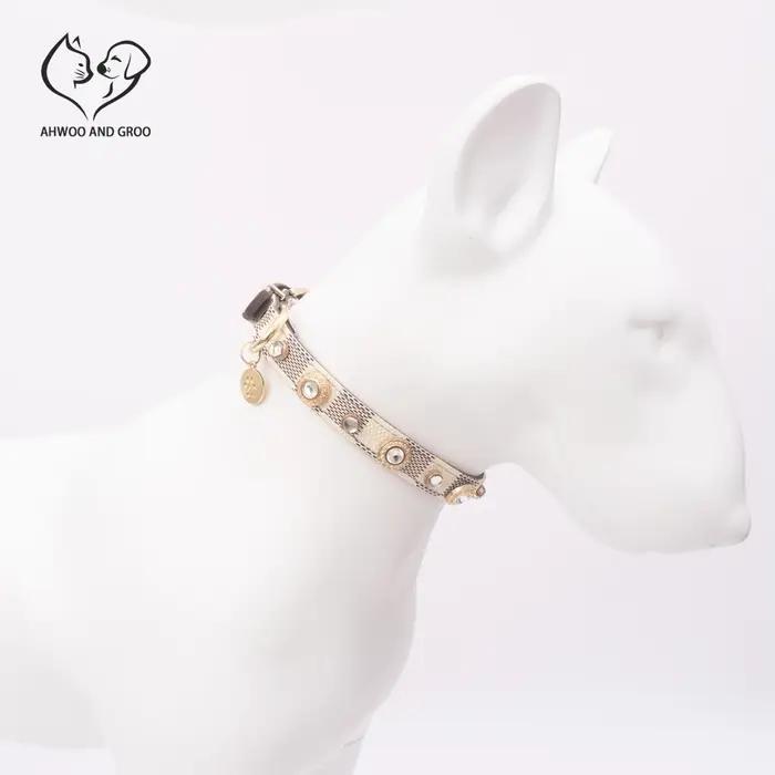 Collier de luxe pour chat, collier pour animaux de compagnie trèfle porte-bonheur, en cuir PU, régla