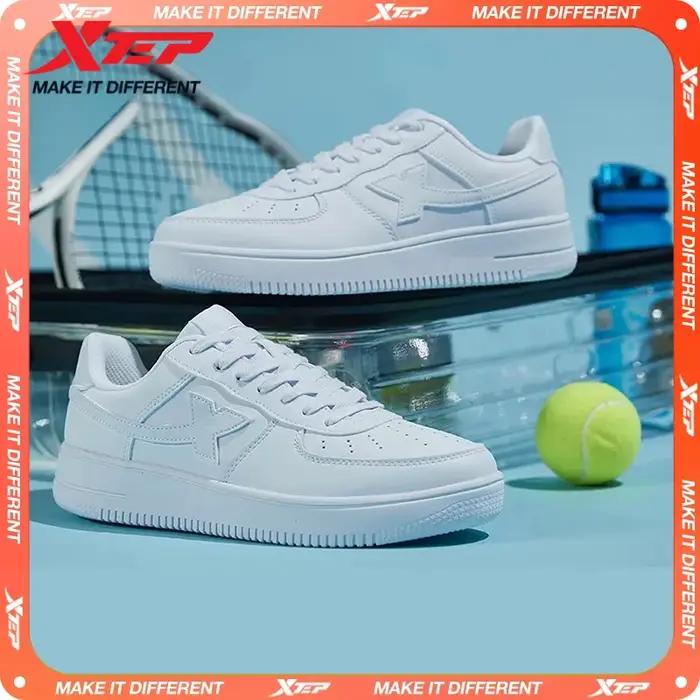 Chaussures de skateboard Xtep antidérapantes et résistantes à l'usure baskets unisexes blanches pour skateurs skateuses et couples partager passion du skate