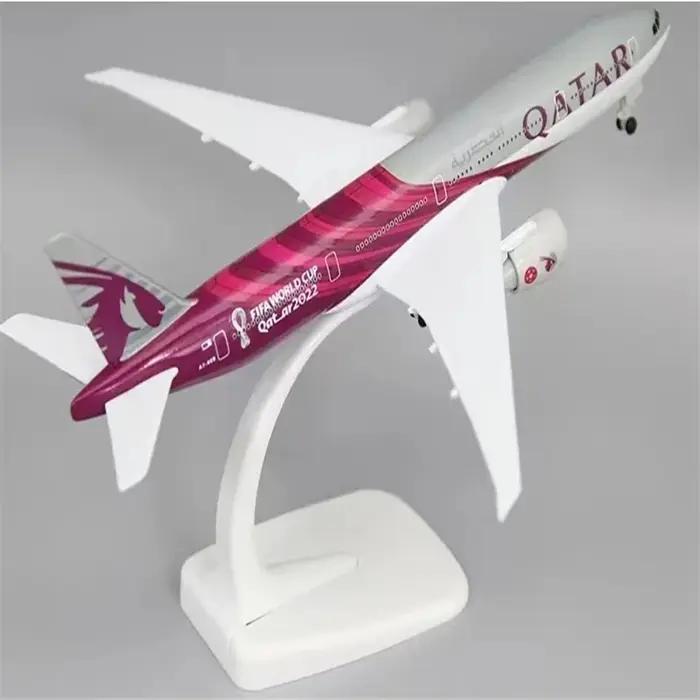 Air Qatar en alliage métallique, modèle d'avion moulé sous pression, roues d'avion lavables, engrena