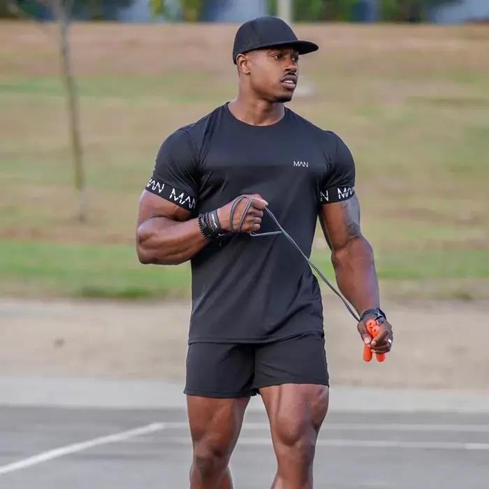 Nouveau T-shirt de compression pour homme 2026, coupe ajustée, pour le sport, la course et la gym, n