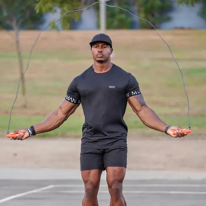 Nouveau T-shirt de compression pour homme 2026, coupe ajustée, pour le sport, la course et la gym, n