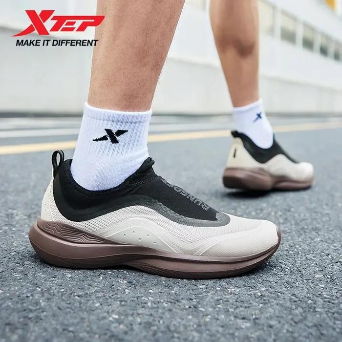 Xtep-Chaussures de course souples pour hommes, baskets légères respirantes à enfiler, baume anti-usu