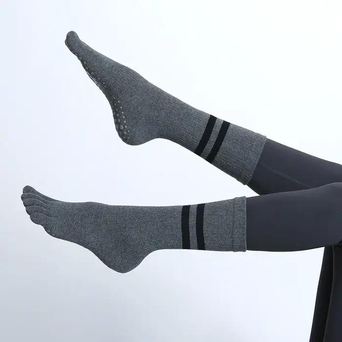 Chaussettes de Pilates antidérapantes à cinq orteils pour femmes, chaussettes de Yoga respirantes en