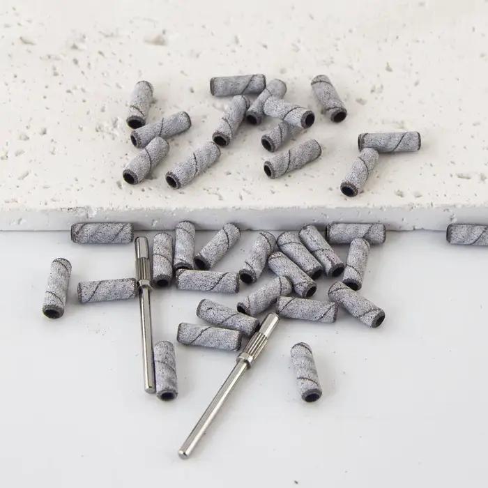 100 pièces 3.1mm Mini petites bandes de ponçage avec 2 pièces jeu d'embouts de mandrin forets à ongl
