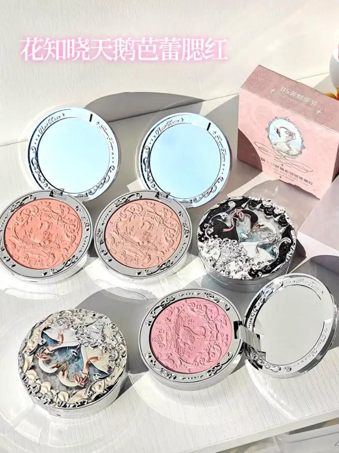 Flower Knows Swan Ballet Collection - Poudre blush mate gaufrée - Fard à joues - Cosmétique naturel