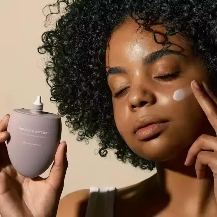Crème à l'acide hyaluronique, acide hyaluronique haute pureté, formule douce non irritante, crème triple sérum, soin multi-peaux