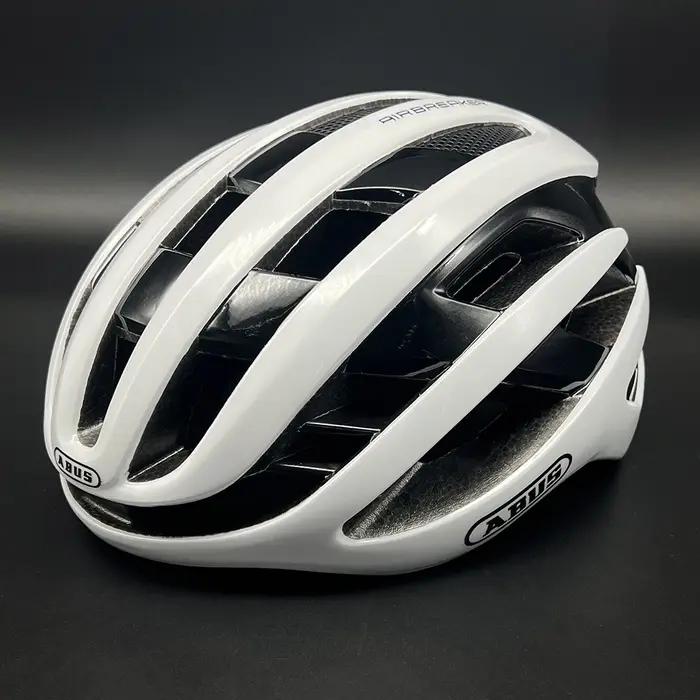 Casque de cyclisme sur route rouge pour hommes et femmes, équipement de sécurité robuste pour sport de plein air et VTT, idéal pour courses et randonnées