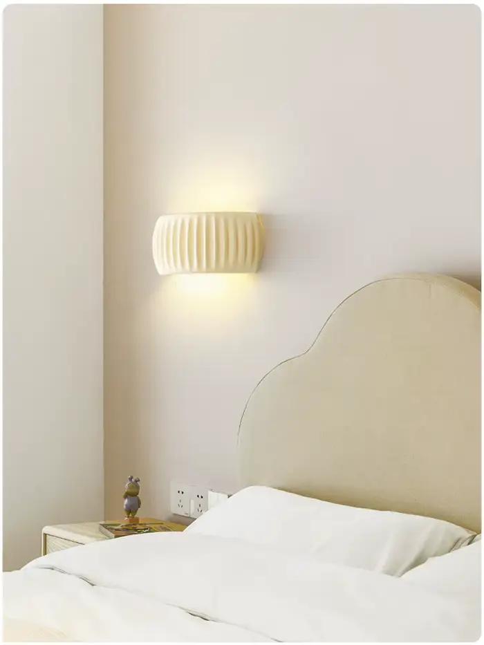 Applique murale européenne en résine pour chambre à coucher, lampe de chevet française, lampe de cou
