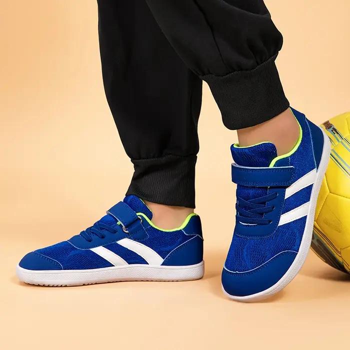 Nouveau modèle de chaussures de sport pour jeunes, chaussures à large ouverture, adaptées aux enfant