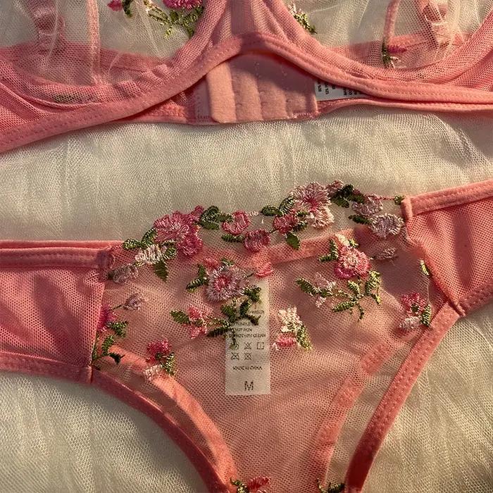 Sous-vêtements Sexy pour femmes Transparent brodé petites fleurs soutien-gorge Lingerie chaude culottes intimes femme deux pièces ensemble vêtements