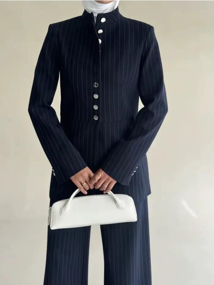 VTKW Nouvelle Collection 2026 – Ensemble Blazer et Pantalon Large Bleu Marine à Rayures Fines pour F