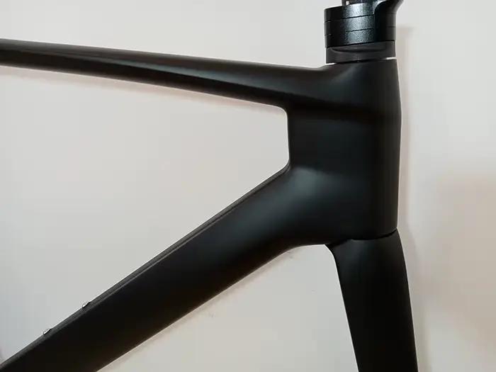 Cadre de vélo de course en carbone ultraléger fourche Twitter R5 axe traversant frein à disque route de course pour coureurs compétitifs et amateurs