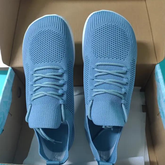 Chaussures de sport confortables et respirantes en maille pour hommes et femmes, version large, pour