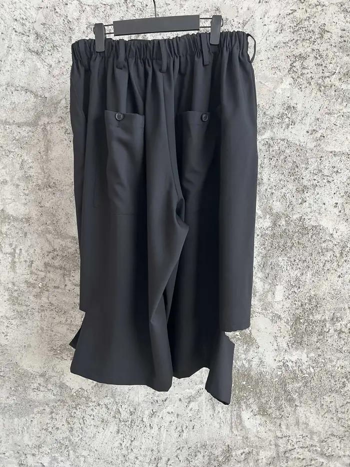 Bermuda en laine TOP-YAMAMOTO, une niche de style japonais avec un vêtement de travail à taille étir