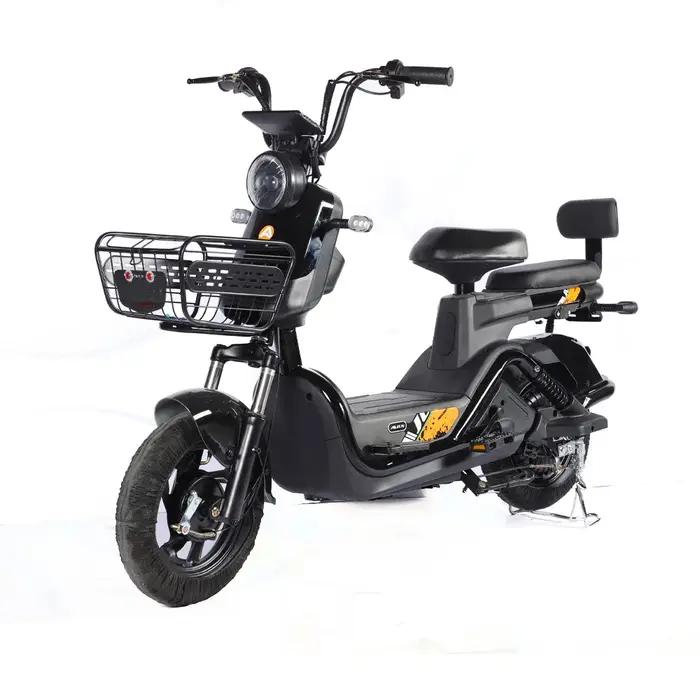 Scooter électrique avec moteur de moyeu arrière intégré, batterie au plomb-acide 48V 500W, vitesse u