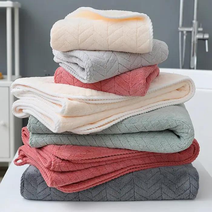 Serviette de Bain Épaisse en Velours pour Homme et Femme, Grande Absorption d'Eau, ne se Décolore pa