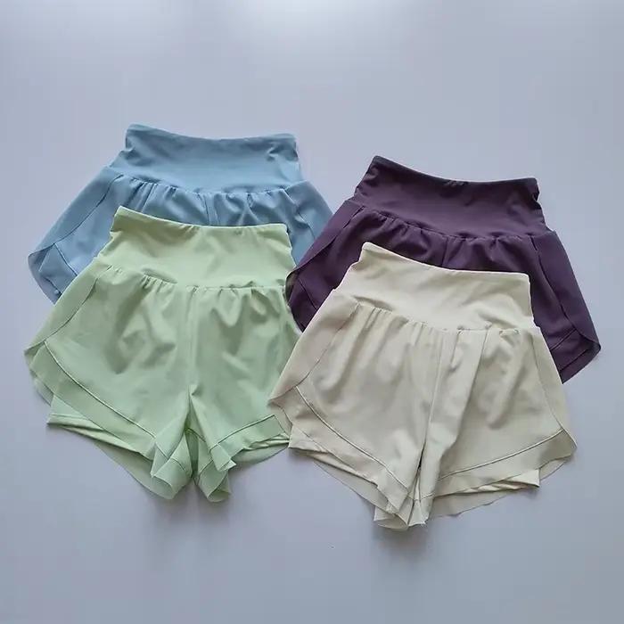 Short de sport taille haute pour femme