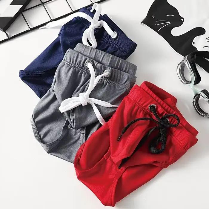 Slip de Bain Homme Taille Basse Couleur Unie Séchage Rapide Double Couche Pour Plage et Piscine Occasions Spéciales