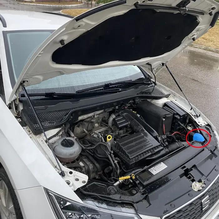 Couvercle d'essuie-glace de réservoir de liquide de voiture