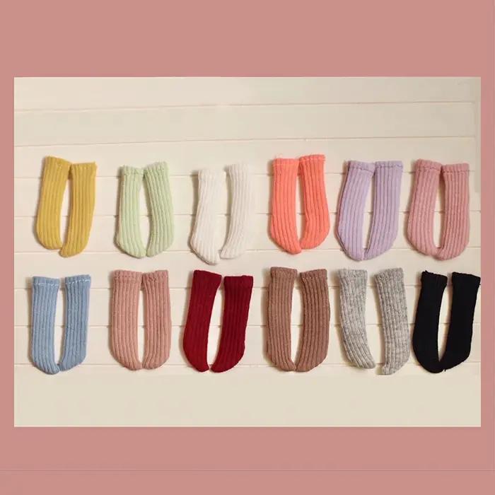 Une paire de chaussettes pour poupée Blyth, chaussettes courtes de couleur bonbon, accessoires pour